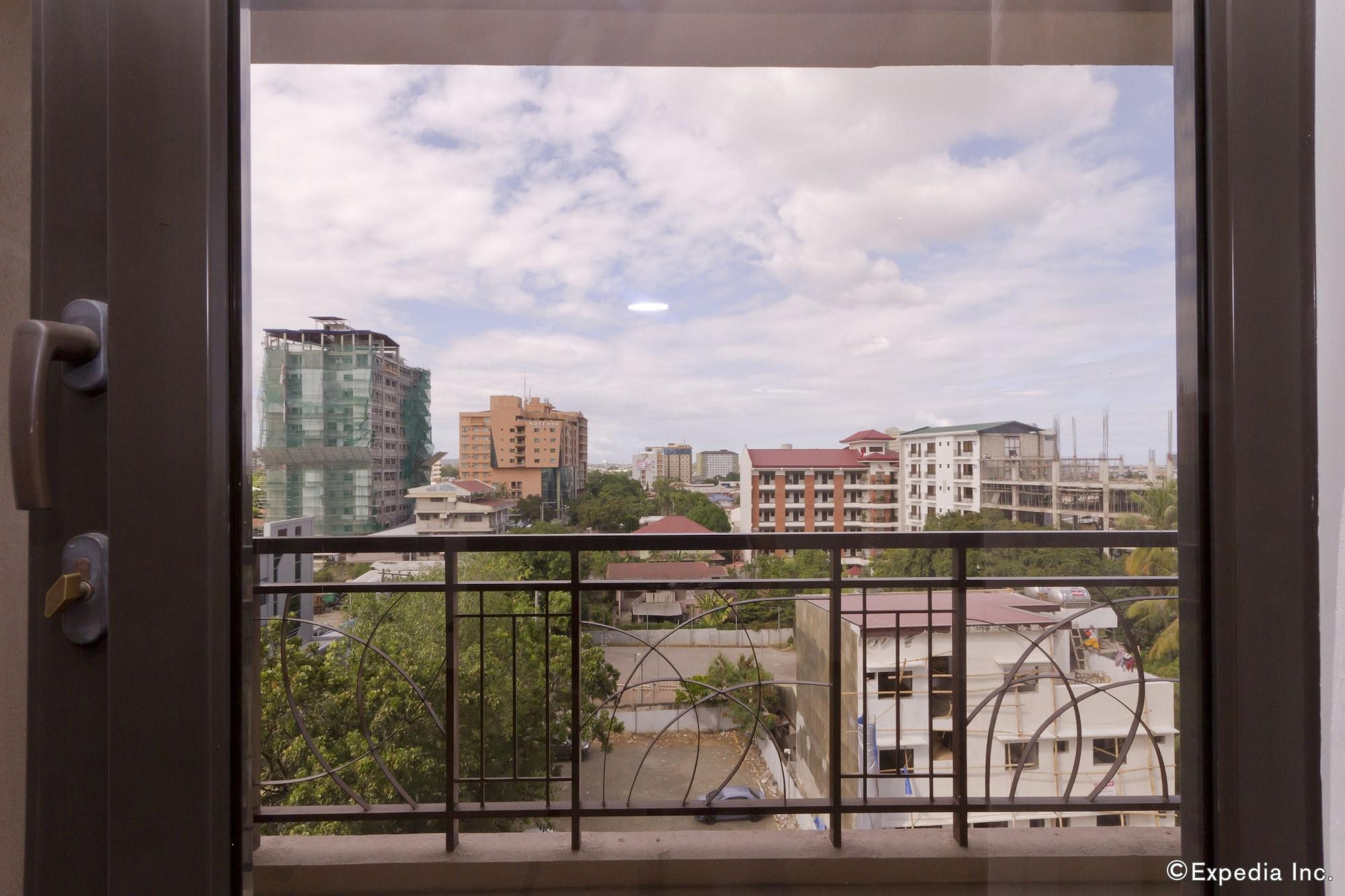 Castle Peak Hotel Cebu Extérieur photo
