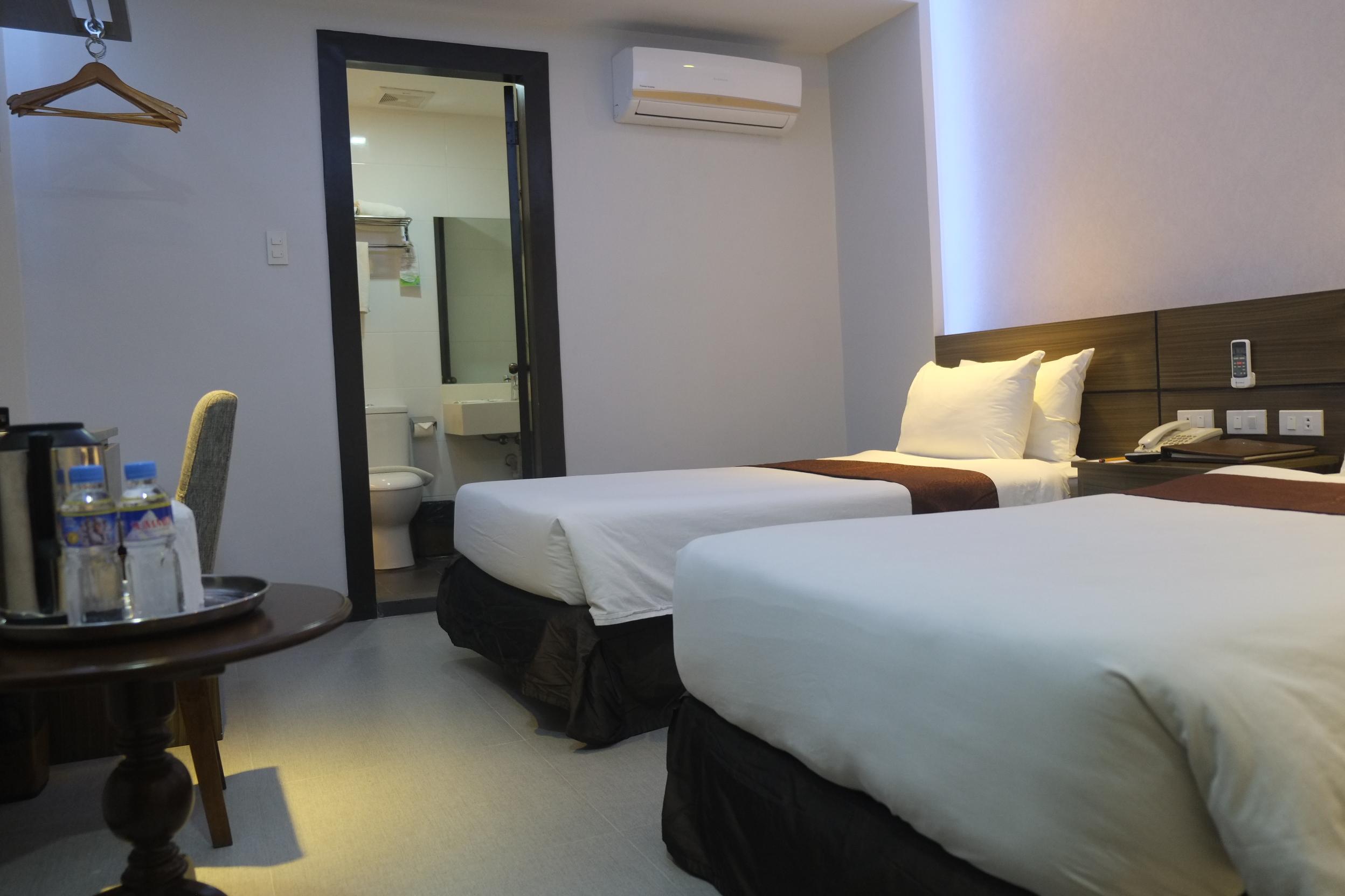 Castle Peak Hotel Cebu Extérieur photo