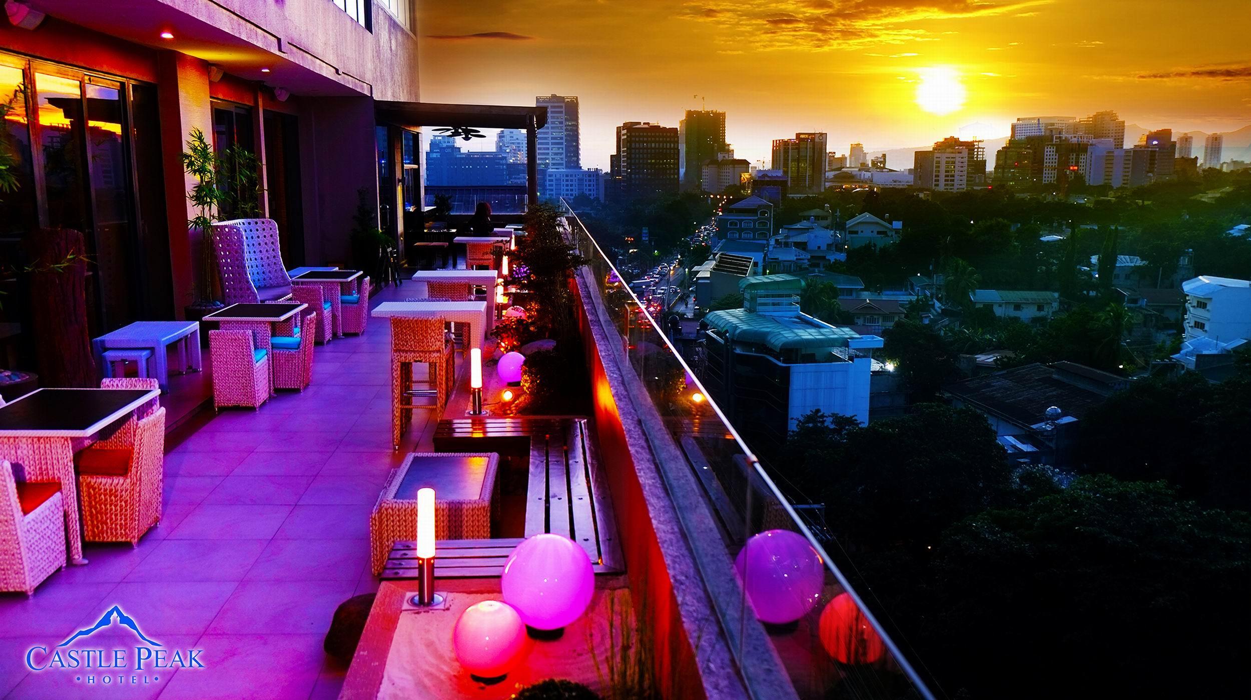 Castle Peak Hotel Cebu Extérieur photo